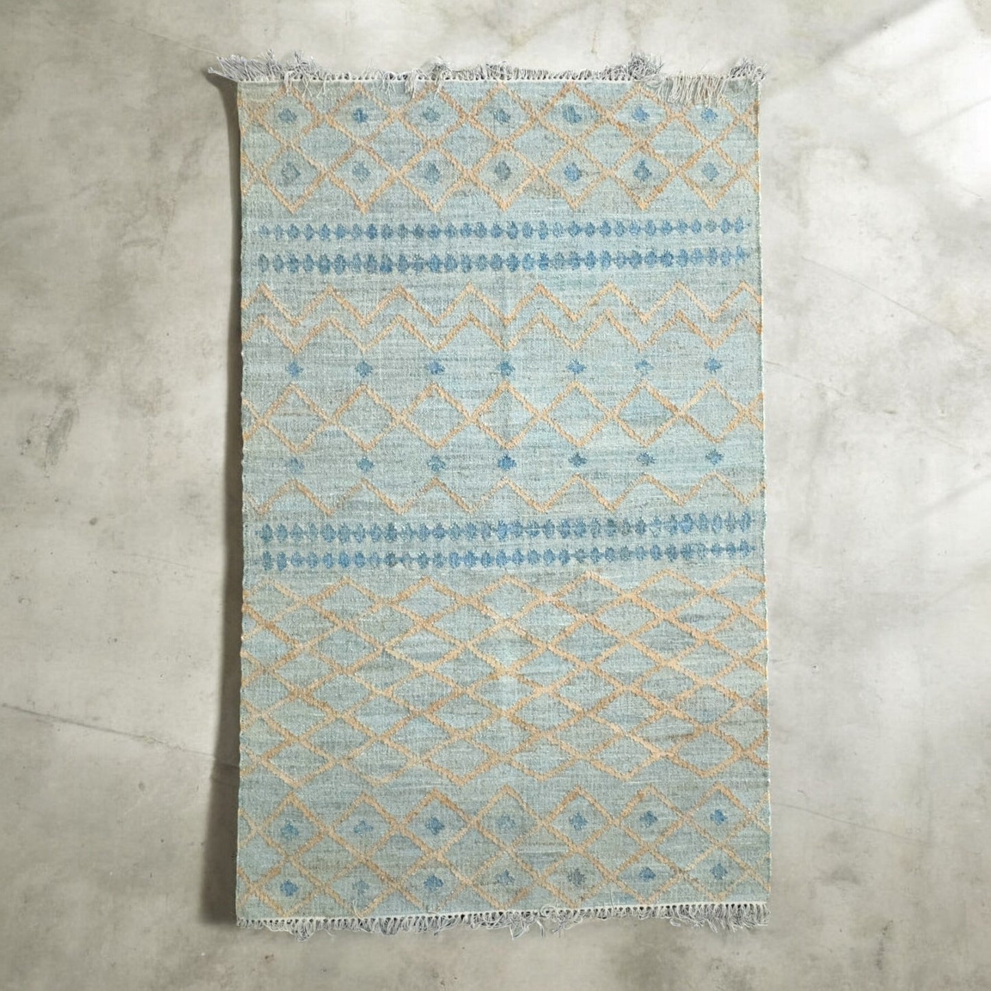 Coastal Charm Kelim Jute Durrie