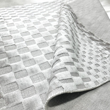 Textured Mosaic Handloomed Viscose Carpet