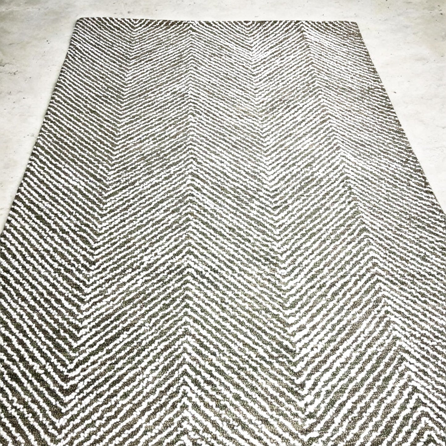 Chevron Elegance Hand-Tufted NZ Wool Carpet