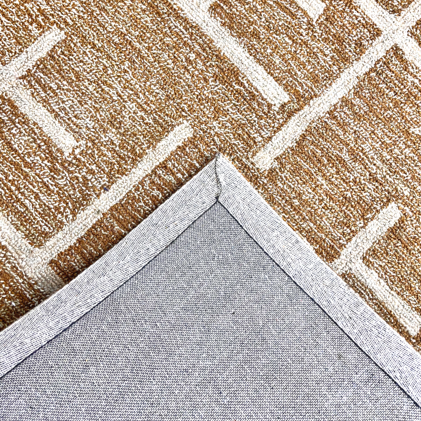Urban Grid Hand-Tufted Jute Wool Carpet