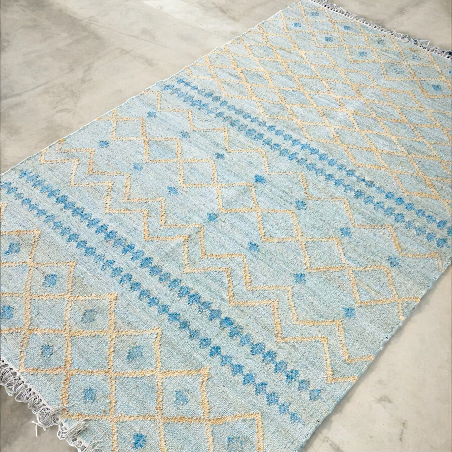 Coastal Charm Kelim Jute Durrie